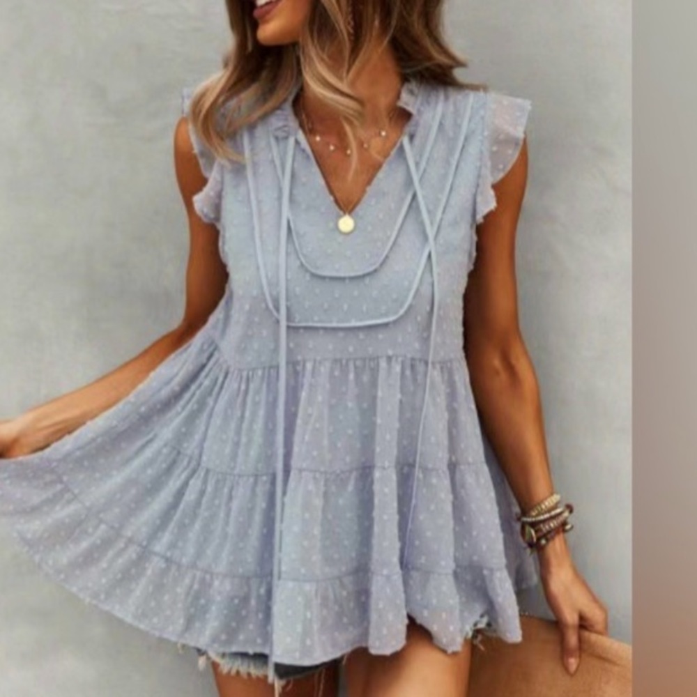 Brand new tiered top cornflower, blue, beautiful easy and breezy size XL